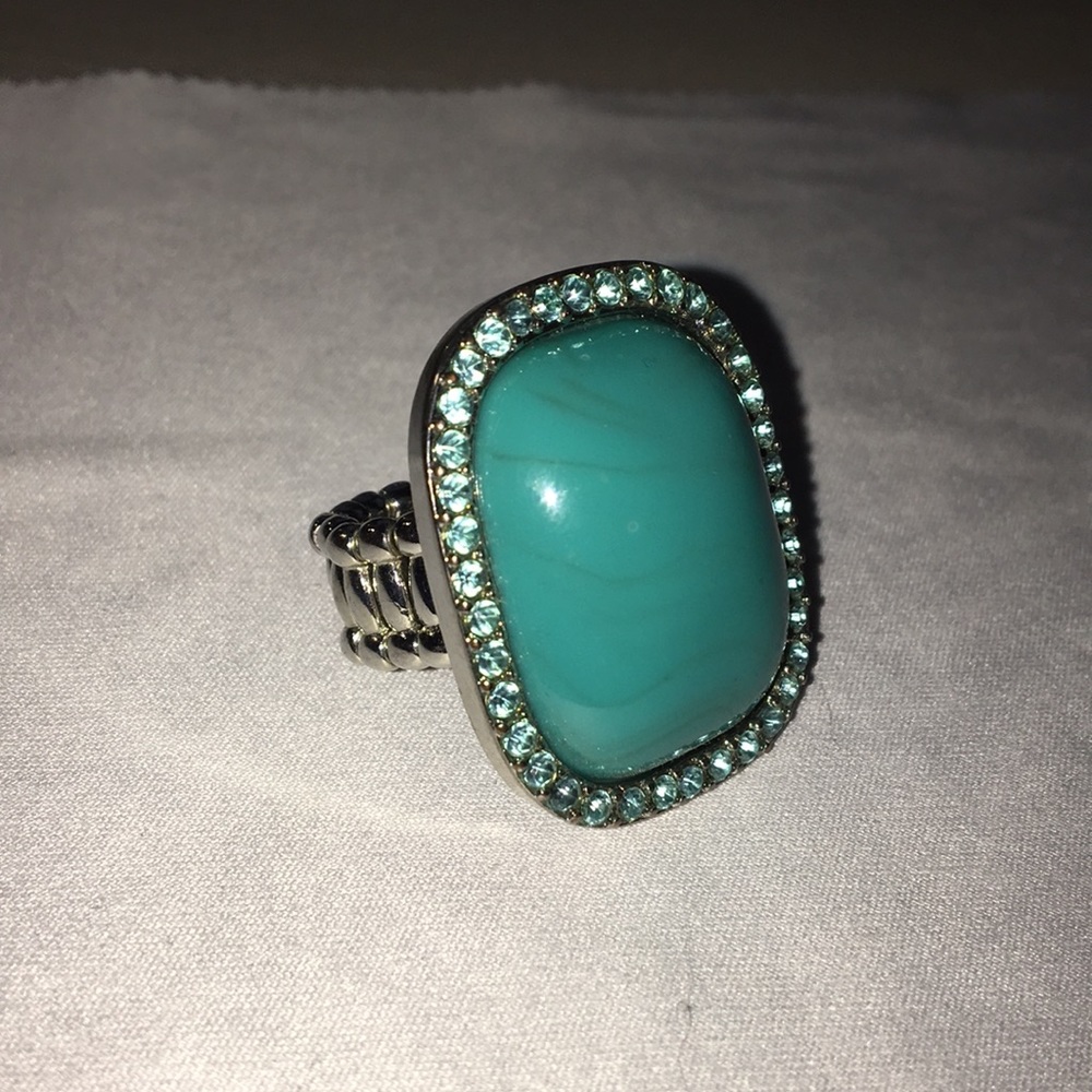 Fun turquoise Fashion Ring
